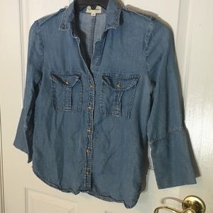 Cloth & Stone Blue Top Chambray Button Down Blouse Denim Anthropologie Preppy XS